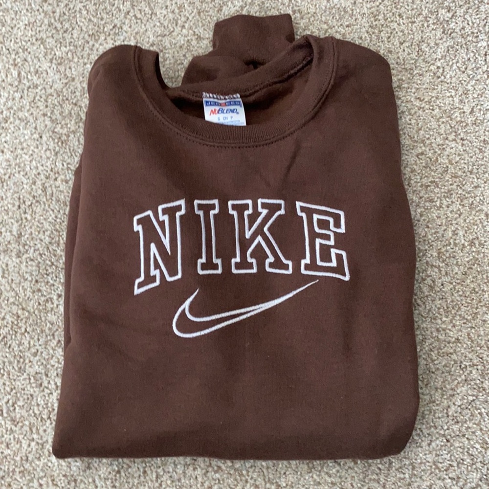 jerzees nublend brown embroidered white nike sweatshirt size small
